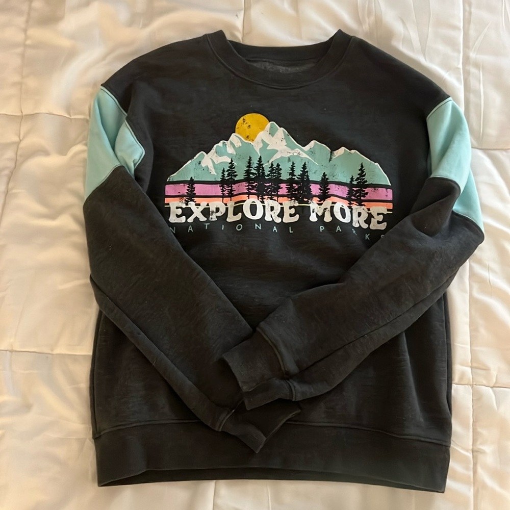 Crew neck sweater